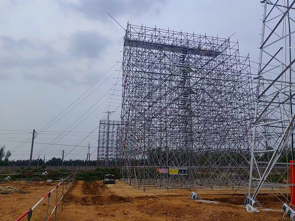 泰安市公铁联运物流产业园建设涉及的35kV#2汶北线#37-#52段线路迁改工程跨越京沪铁路K574+500处电力线架设工程